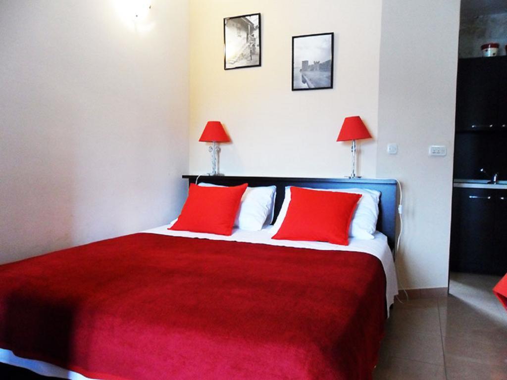 Apartments Riva Trogir Bilik gambar