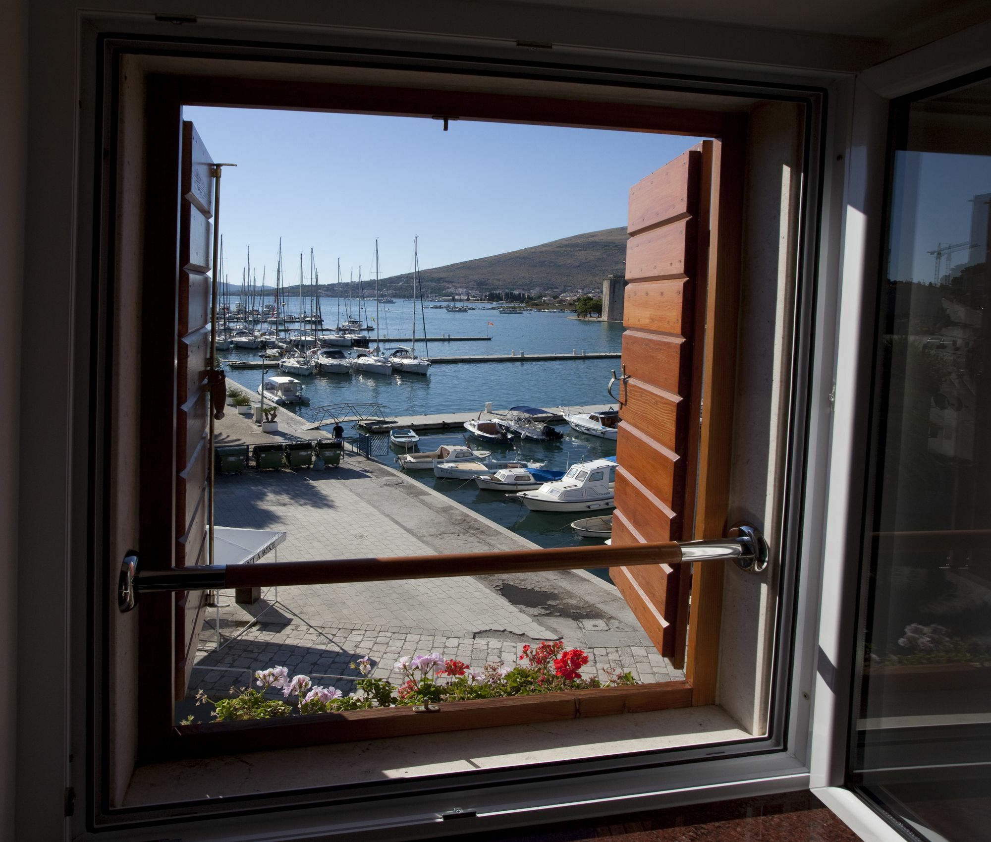 Apartments Riva Trogir Luaran gambar